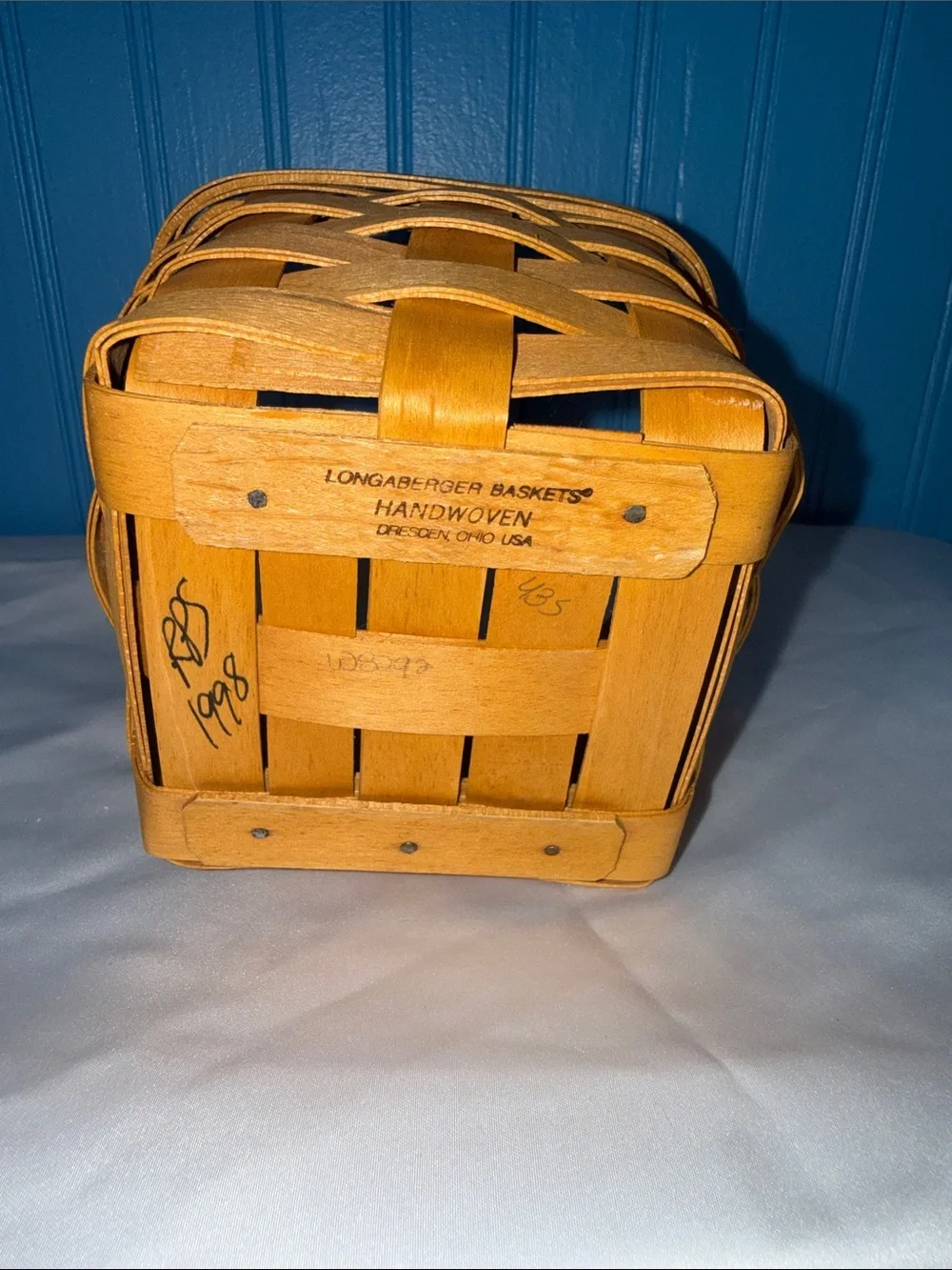 Longaberger 1998 Square Basket - Picture 5 of 6